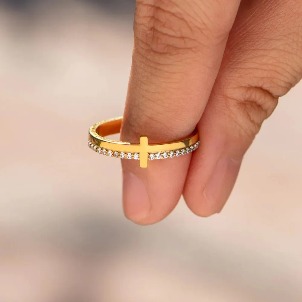 Gold Cross Ring—A Simple yet Stylish Hand Adornment