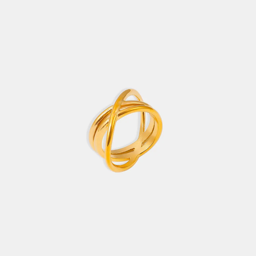 Golden Intertwined Rings: A Touch of Modern Elegance