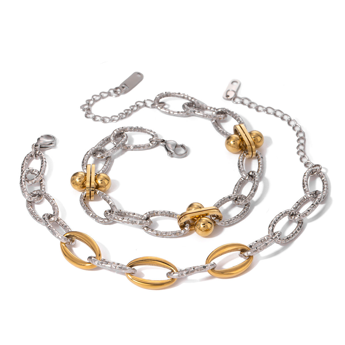 Two-Tone Chain Bracelet: A Blend of Elegance and Modernity