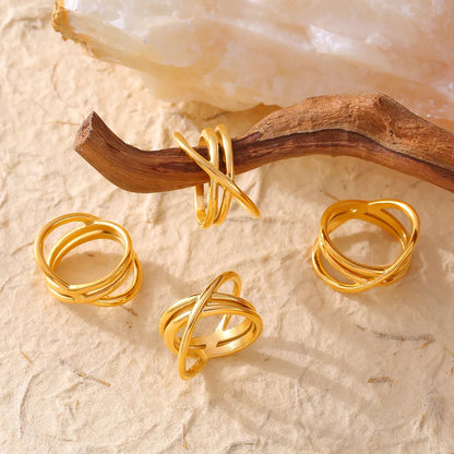 Golden Intertwined Rings: A Touch of Modern Elegance